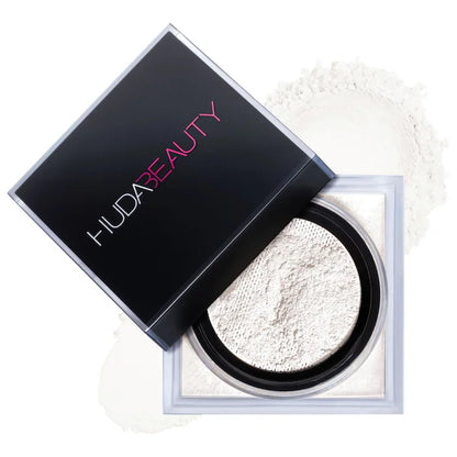 HUDA BEAUTY Easy Bake Blurring Loose Baking & Setting Powder